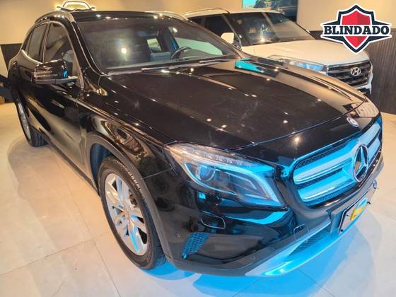 MERCEDES-BENZ GLA 200 1.6 CGI ADVANCE 16V TURBO FLEX 4P AUTOMÁTICO